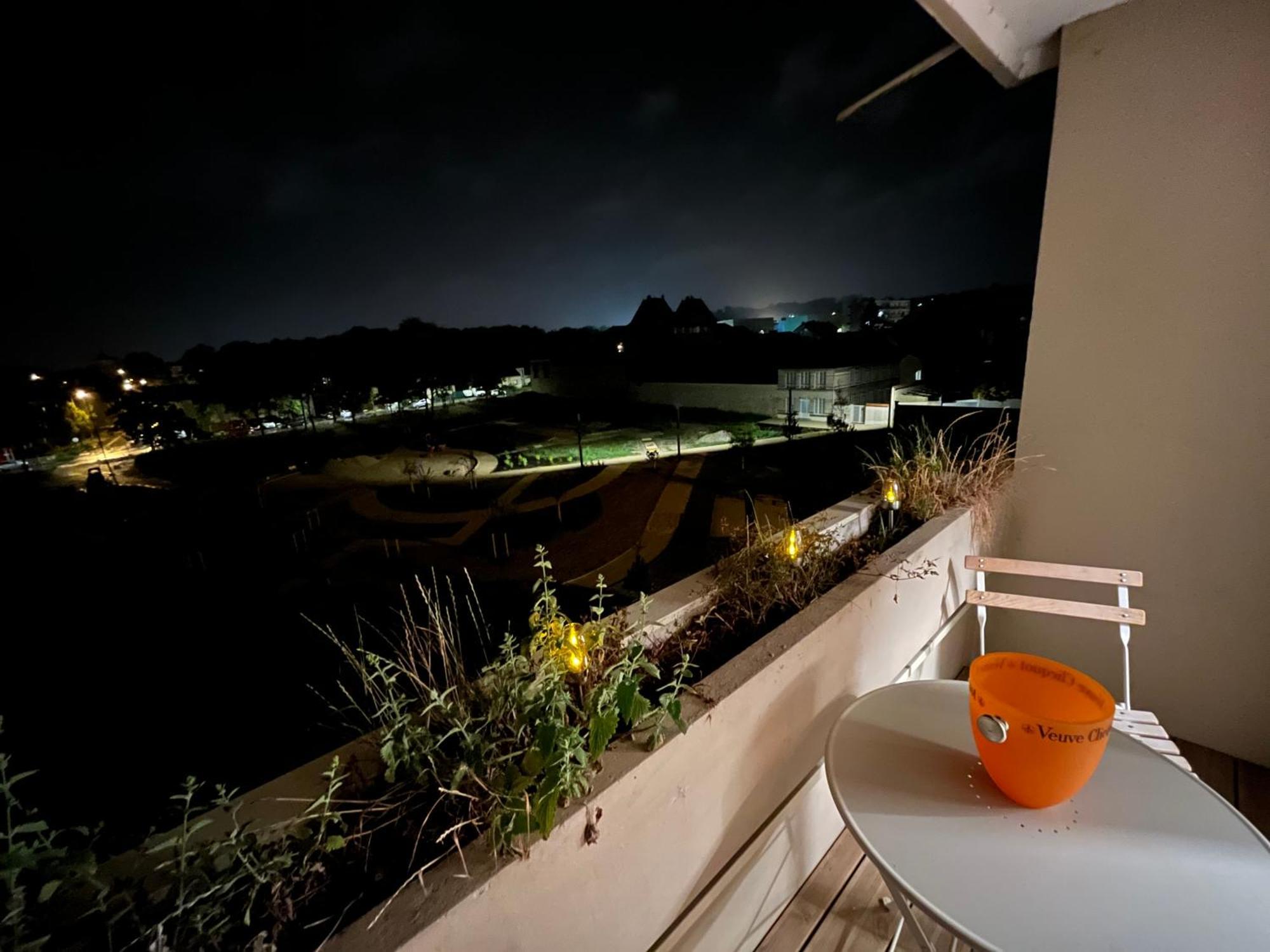 Ferienwohnung Les Rives Remoises Reims Exterior foto